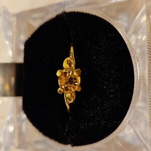 Vintage Rose Colored Stone set in Goldtone Ring